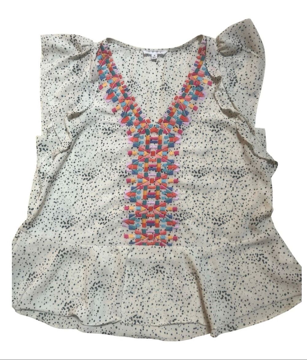 THML pullover style blouse embroidered front with ruffle cap sleeve sz Medium - Picture 2 of 5